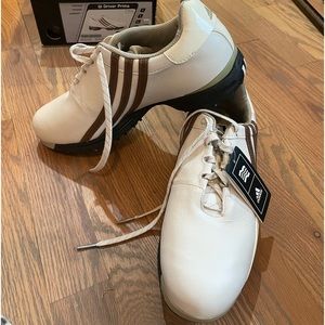 Ladies Adidas Golf Shoes NWT